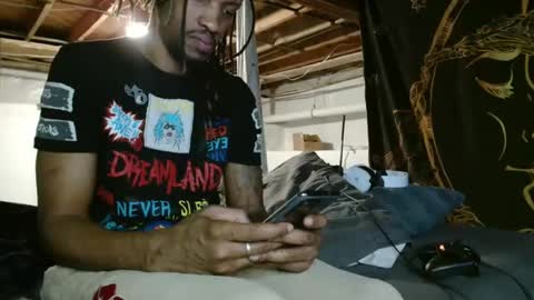 xxxjrstrokesxxx online show from February 23, 6:55 am