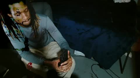 xxxjrstrokesxxx online show from December 14, 4:34 am