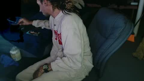 xxxjrstrokesxxx online show from January 5, 2:38 am