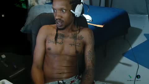 xxxjrstrokesxxx online show from December 23, 11:28 pm