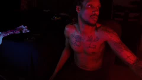 xxxjrstrokesxxx online show from December 30, 5:04 am