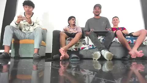 Sr. Y0ung Master online show from December 21, 4:20 am