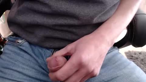 y0urc0ck online show from November 4, 12:17 pm