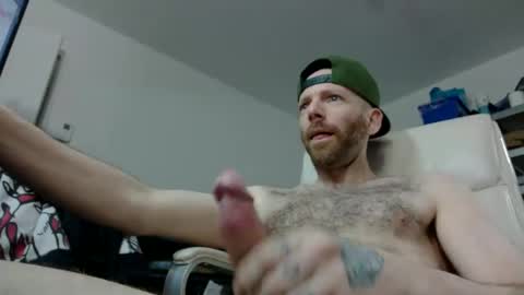 yannb35 online show from February 2, 2:48 am