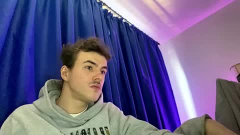 yayay333 online show from April 25, 1:41 pm