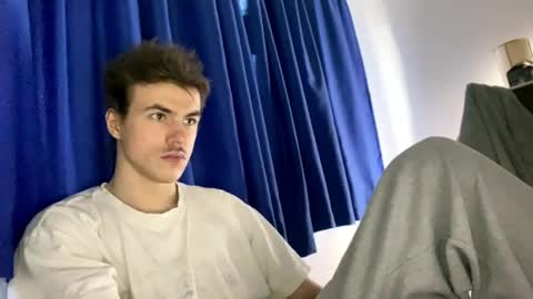 yayay333 online show from April 21, 6:08 am