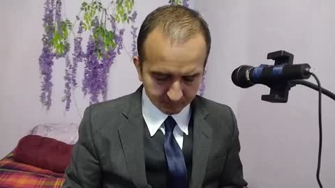 Snapshot of yazfore chatting on September 18, 4:09 pm Hazzan online show from September 18, 4:09 pm