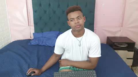 yefersonsez2026 online show from February 5, 2:18 am