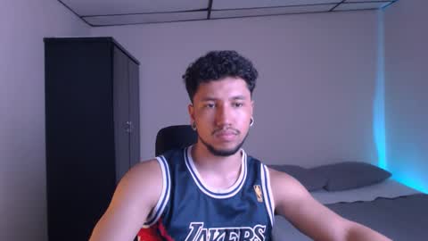 Snapshot of yeff_stone chatting on September 25, 1:59 am yeff online show from September 25, 1:59 am