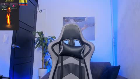 Snapshot of yeiko_romero_ chatting on November 1, 10:14 pm YEIKO ROMERO online show from November 1, 10:14 pm