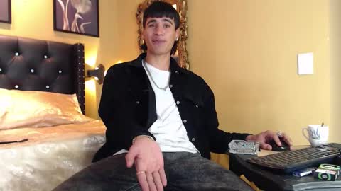 Yerk online show from November 25, 5:20 am