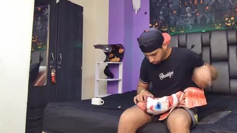 Snapshot of yerk_drom chatting on October 24, 7:26 pm yerk_drom online show from October 24, 7:26 pm