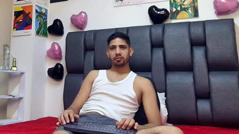 Snapshot of yerk_drom chatting on September 12, 7:03 pm yerk_drom online show from September 12, 7:03 pm
