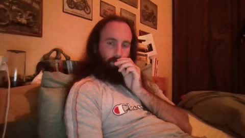 Snapshot of yeti_92 chatting on October 8, 7:40 pm yeti_92 online show from October 8, 7:40 pm