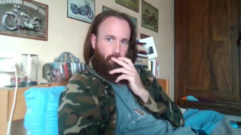 Snapshot of yeti_92 chatting on September 30, 12:53 pm yeti_92 online show from September 30, 12:53 pm