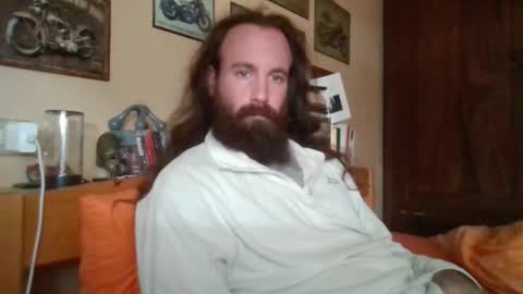 Snapshot of yeti_92 chatting on October 12, 12:10 pm yeti_92 online show from October 12, 12:10 pm