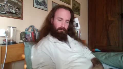 Snapshot of yeti_92 chatting on October 5, 1:04 pm yeti_92 online show from October 5, 1:04 pm