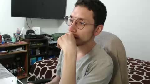 yinmao08 online show from March 8, 10:14 pm