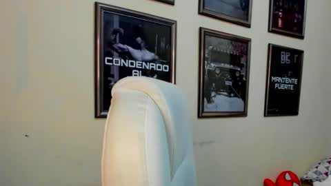 yker online show from October 20, 2:04 am