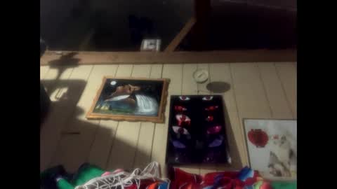 ymmotg online show from December 17, 8:56 am