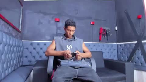 Yoel online show from June 11, 11:52 am