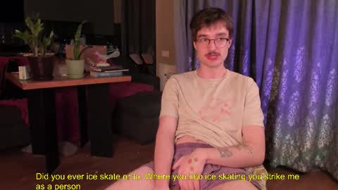 Max online show from March 14, 10:28 pm