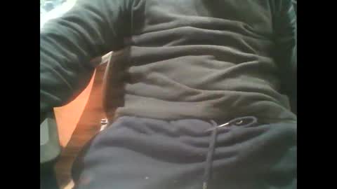 Snapshot of yokaxondoo chatting on January 4, 1:21 am yokaxondoo online show from January 4, 1:21 am