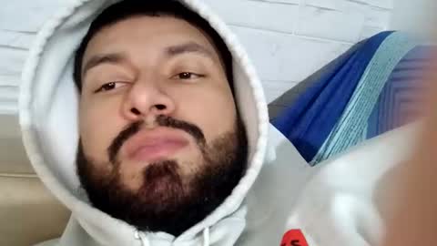 yordy ans mia online show from November 3, 3:32 am