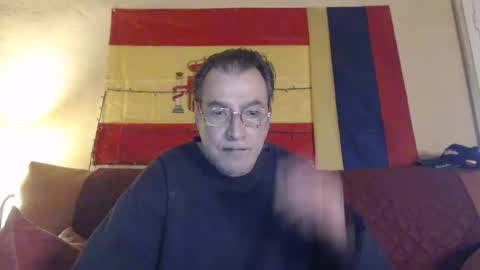 yosep online show from February 9, 12:19 pm