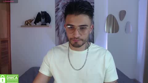 yoshy_man online show from January 24, 3:32 am