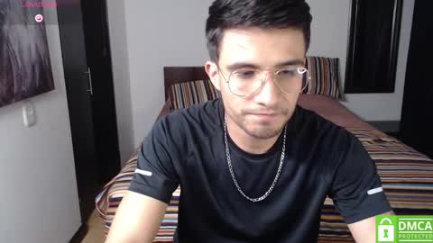 yoshy_man online show from December 23, 2:53 am