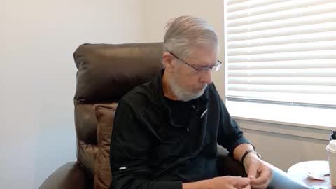 Snapshot of yougogirl_3 chatting on October 22, 6:10 pm Colorado Guy Straight online show from October 22, 6:10 pm