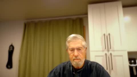 Snapshot of yougogirl_3 chatting on October 31, 1:36 pm Colorado Guy Straight online show from October 31, 1:36 pm