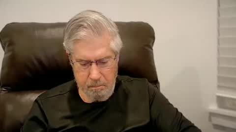 Colorado Guy Straight online show from April 2, 4:10 am