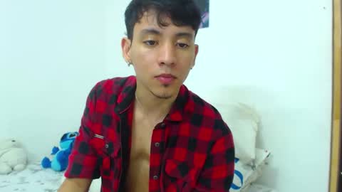 your boy online show from April 24, 1:02 pm