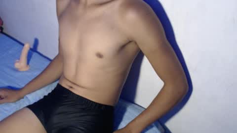 Snapshot of your_cummer chatting on October 18, 4:45 pm your_cummer online show from October 18, 4:45 pm