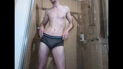 your_fit_brit_crush online show from September 24, 9:35 pm