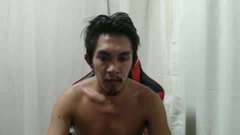 your_guy111 online show from May 10, 3:46 pm