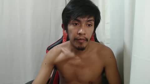 your_guy111 online show from May 9, 1:45 pm