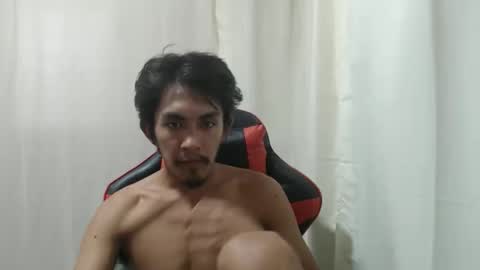 your_guy111 online show from May 8, 6:03 am