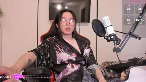 Han   online show from November 27, 8:18 am