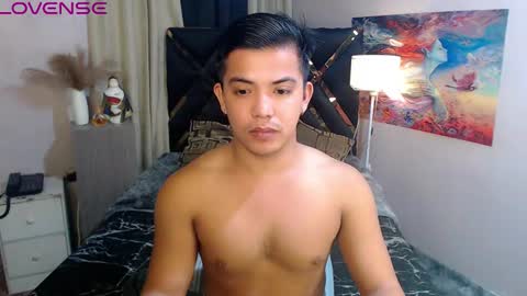 Snapshot of yourasian_bradley chatting on October 13, 12:55 pm yourasian_bradley online show from October 13, 12:55 pm