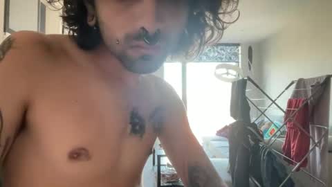 yourboo25 online show from April 24, 7:33 am