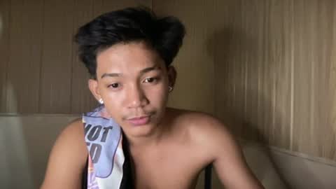 yourcumboy88 online show from June 25, 11:37 am