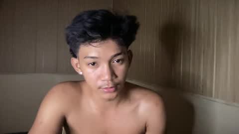 yourcumboy88 online show from June 10, 11:56 am