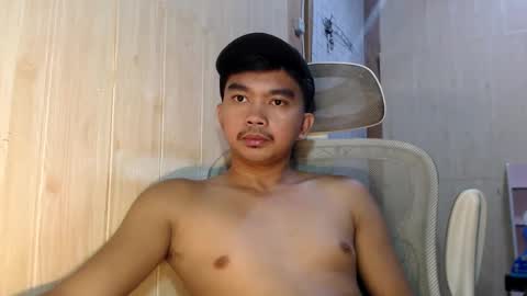 Snapshot of yourfantasyboyjr chatting on September 25, 9:57 pm i am your dream boy JR online show from September 25, 9:57 pm