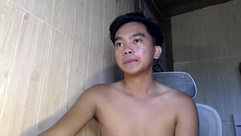 Snapshot of yourfantasyboyjr chatting on October 6, 3:55 am i am your dream boy JR online show from October 6, 3:55 am