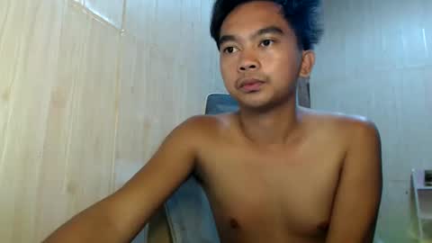 Snapshot of yourfantasyboyjr chatting on October 8, 12:42 pm i am your dream boy JR online show from October 8, 12:42 pm