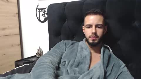 yourfavoritetallboy online show from December 22, 10:29 pm