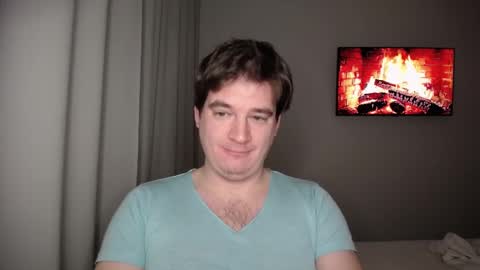 Snapshot of yourhairybuddy chatting on January 26, 9:18 pm Andrey online show from January 26, 9:18 pm